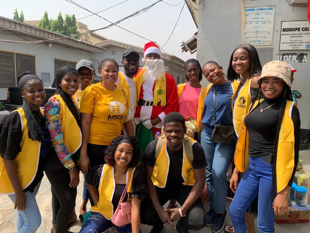 Xmas citement 2.0 (MODUPE COLE VISITATION)